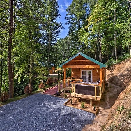 Bryson City Studio With Hot Tub - Near Nantahala! Экстерьер фото