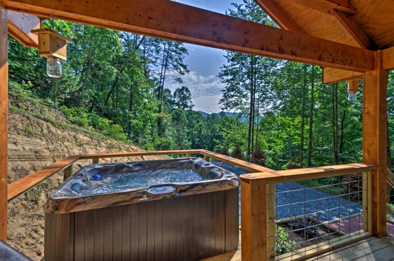 Bryson City Studio With Hot Tub - Near Nantahala! Экстерьер фото