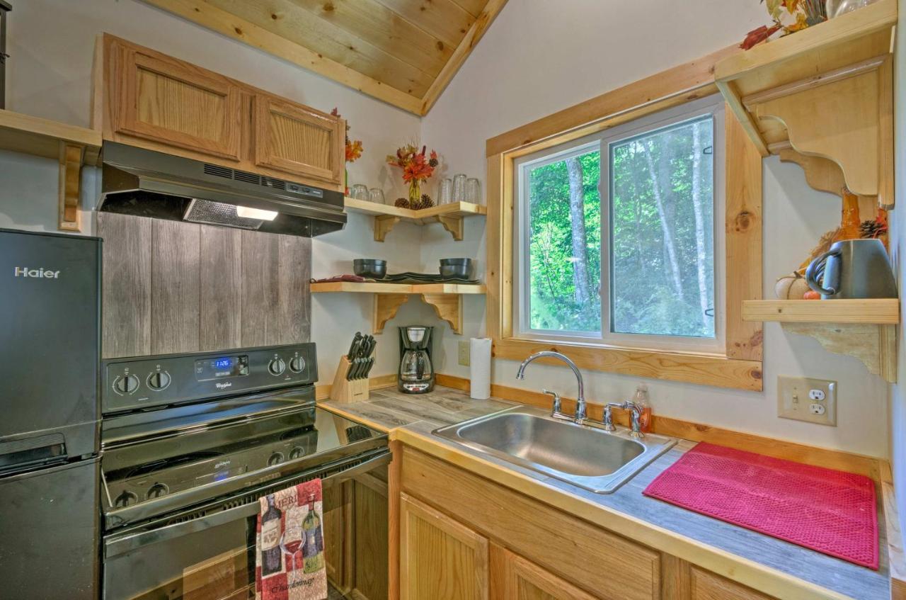 Bryson City Studio With Hot Tub - Near Nantahala! Экстерьер фото