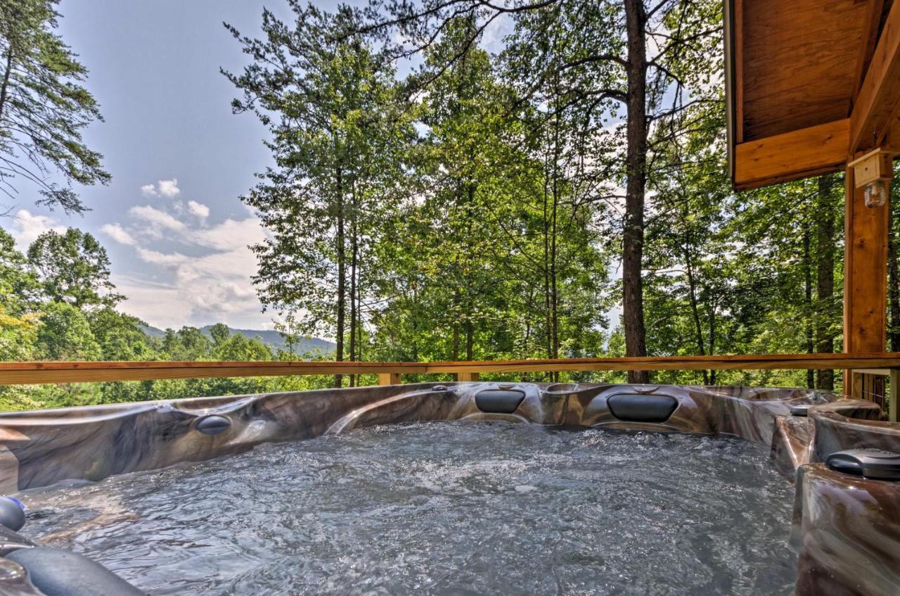 Bryson City Studio With Hot Tub - Near Nantahala! Экстерьер фото